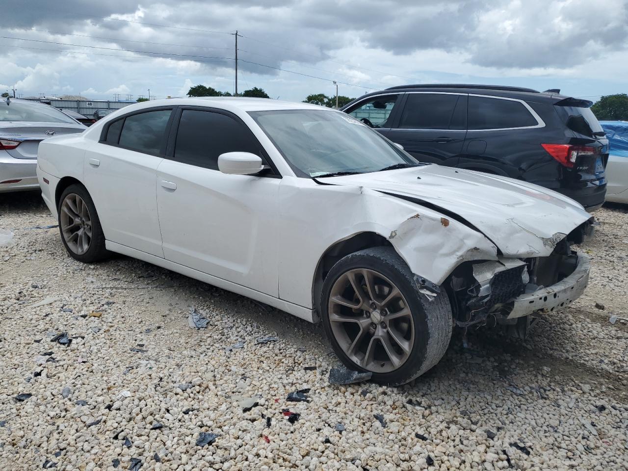 2C3CDXBG7DH610293 2013 Dodge Charger Se