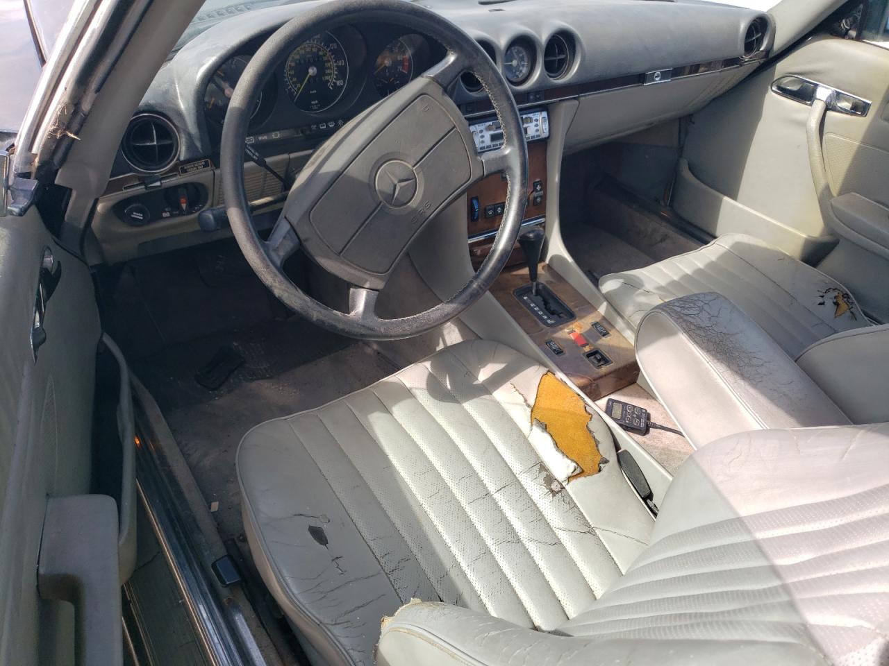 WDBBA48D0JA091155 1988 Mercedes-Benz 560 Sl