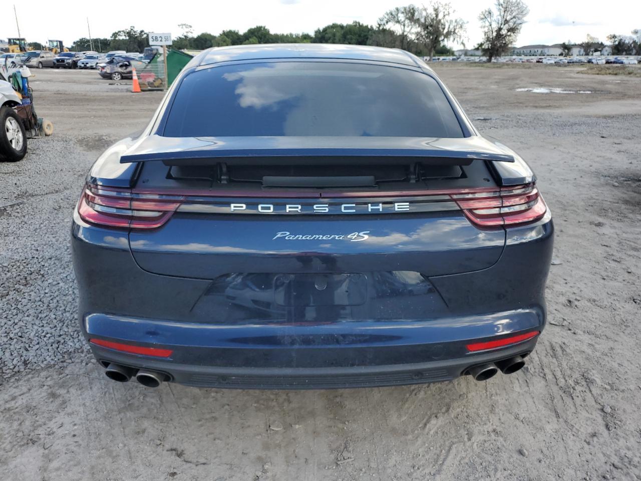 WP0AB2A74JL134855 2018 Porsche Panamera 4S