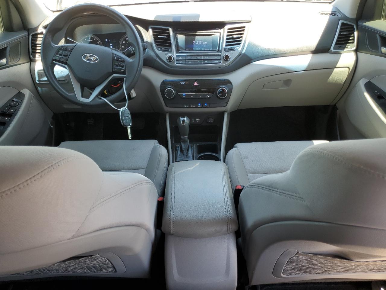 KM8J23A48HU592507 2017 Hyundai Tucson Se