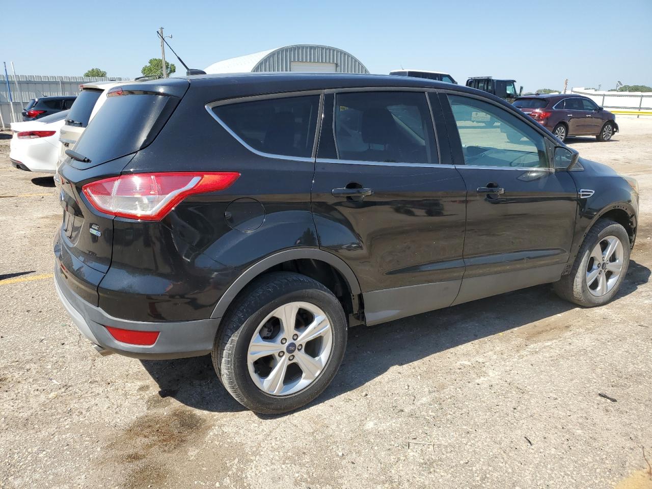 1FMCU9G92FUC84870 2015 Ford Escape Se