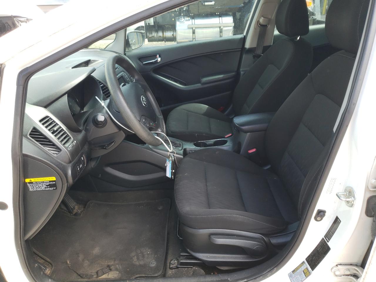 KNAFK4A66G5615600 2016 Kia Forte Lx