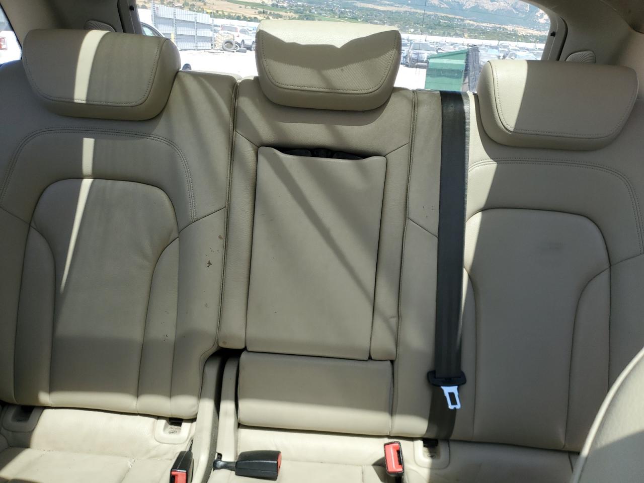 WA1LKAFP6AA041305 2010 Audi Q5 Premium Plus