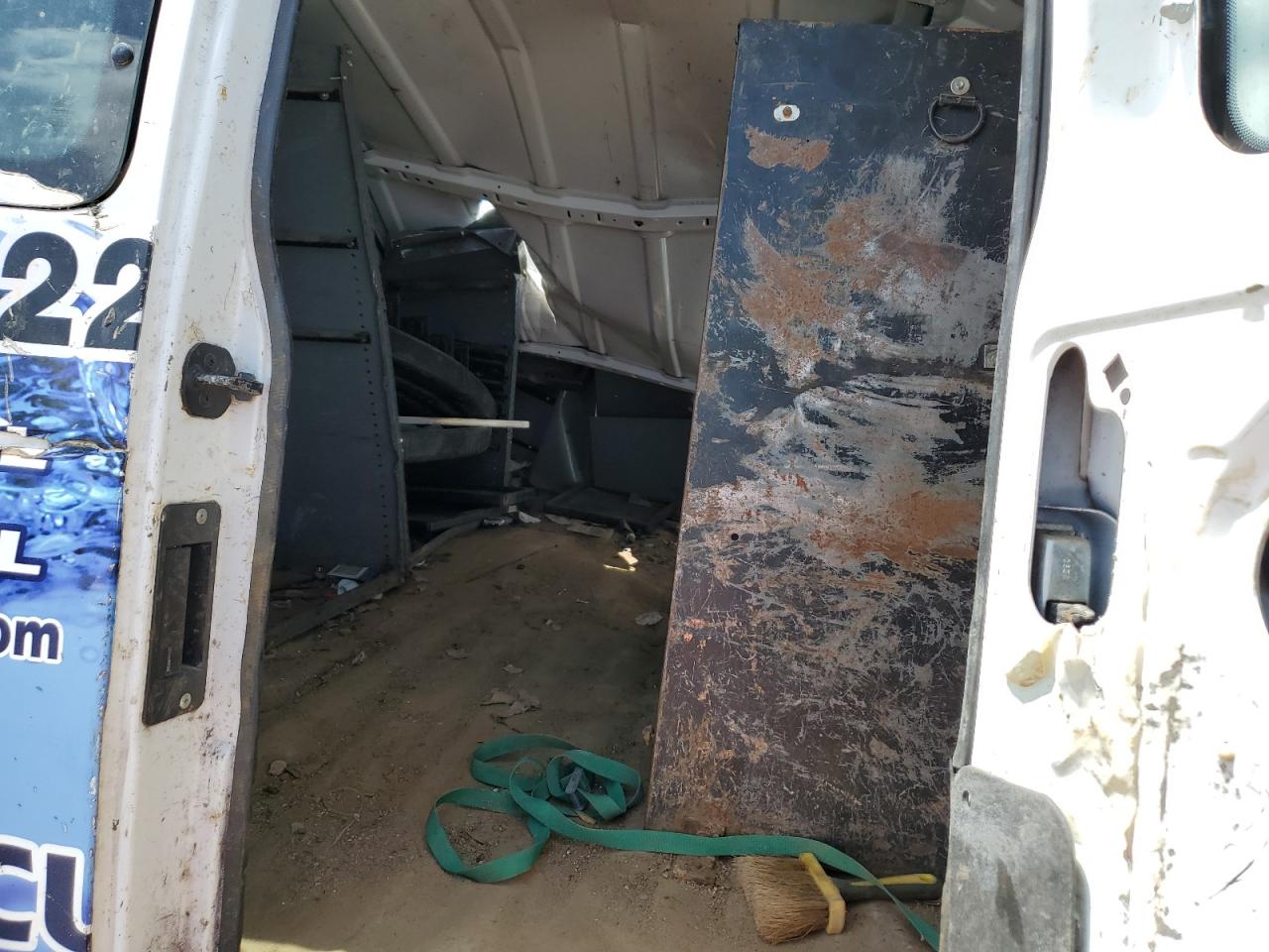 1FTNE2EL5BDA93728 2011 Ford Econoline E250 Van