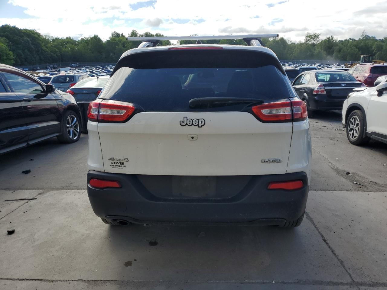 1C4PJMCB4HW666321 2017 Jeep Cherokee Latitude