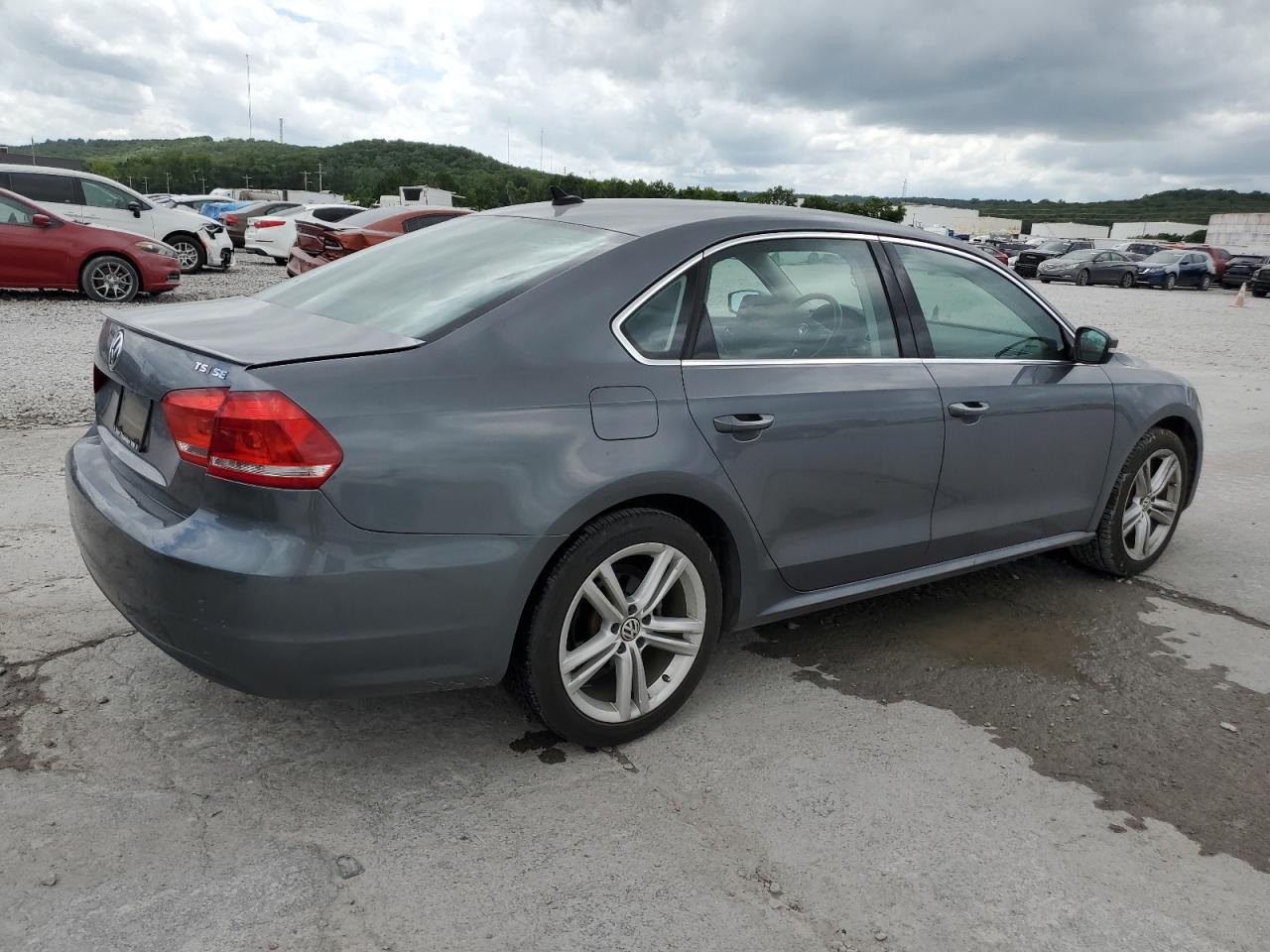 2014 Volkswagen Passat Se vin: 1VWBS7A38EC031343