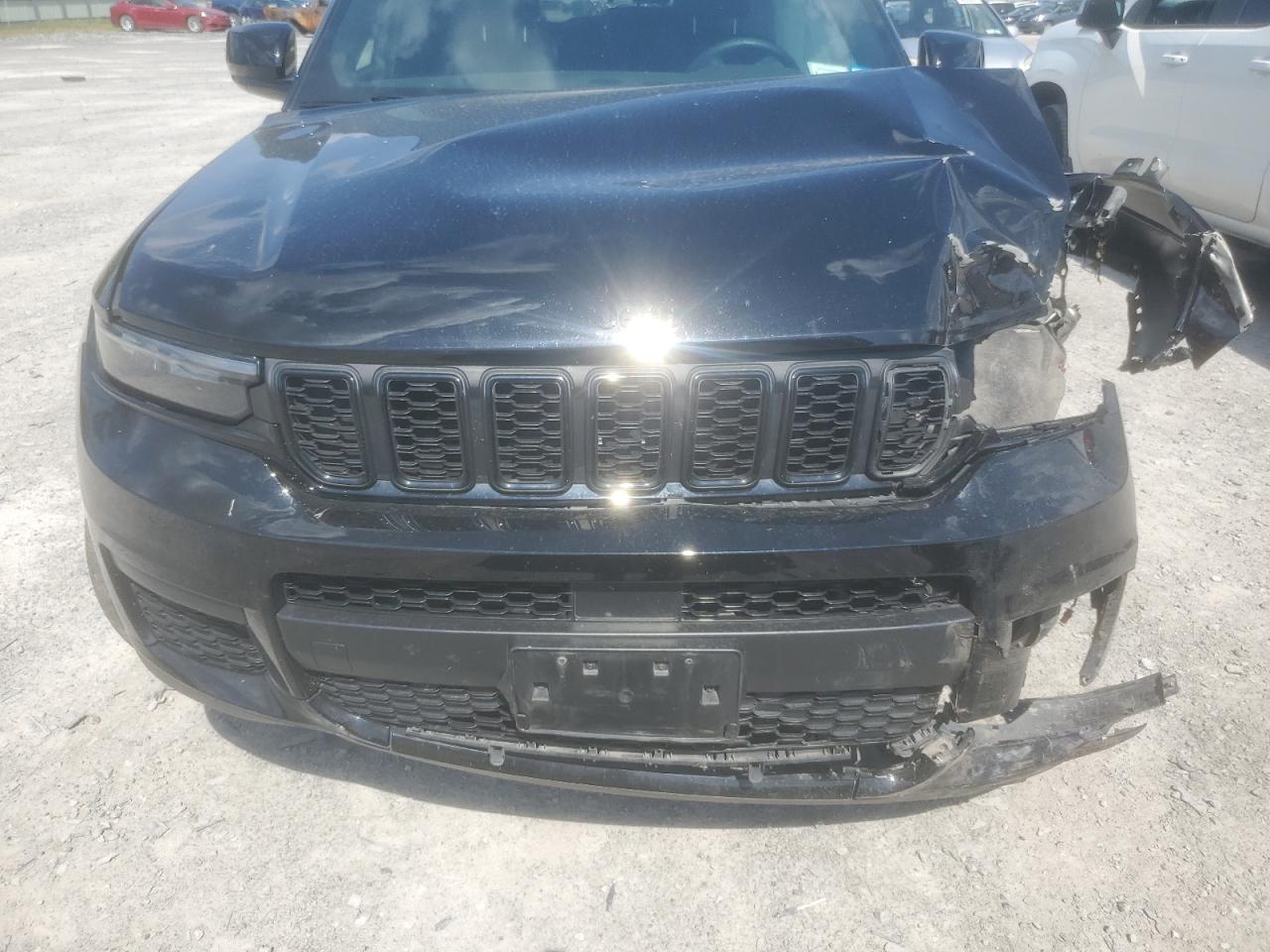 1C4RJKAG7M8185215 2021 Jeep Grand Cherokee L Laredo