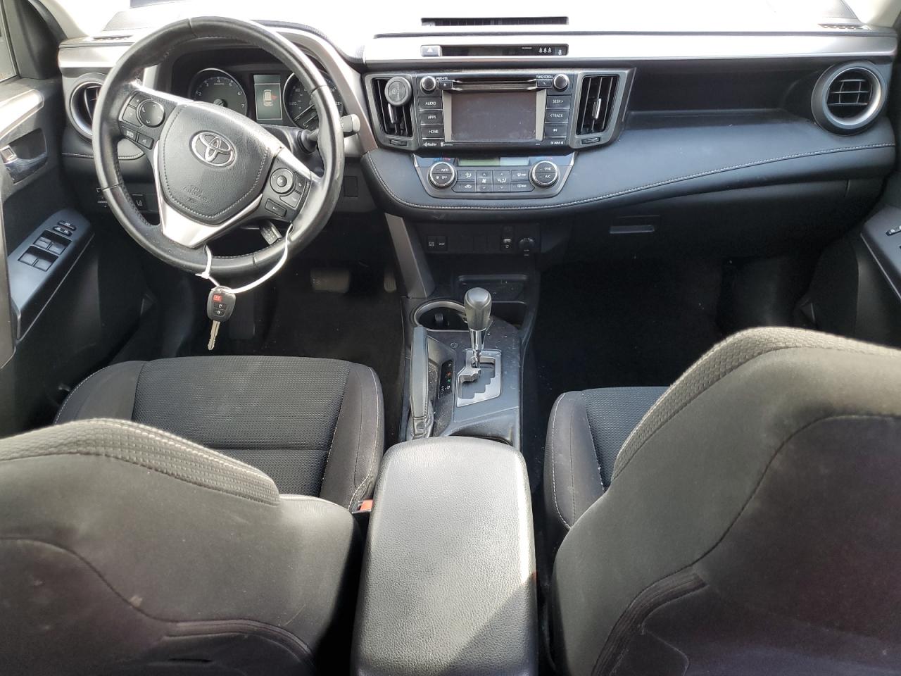 JTMRFREV5HD211374 2017 Toyota Rav4 Xle