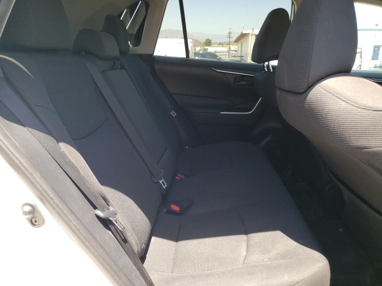 2T3H1RFV8MC093456 2021 Toyota Rav4 Le