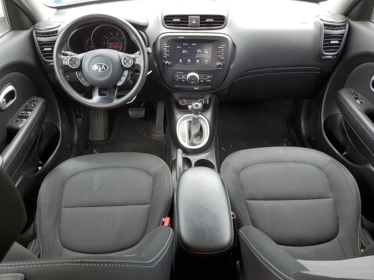 KNDJP3A52J7901407 2018 Kia Soul +