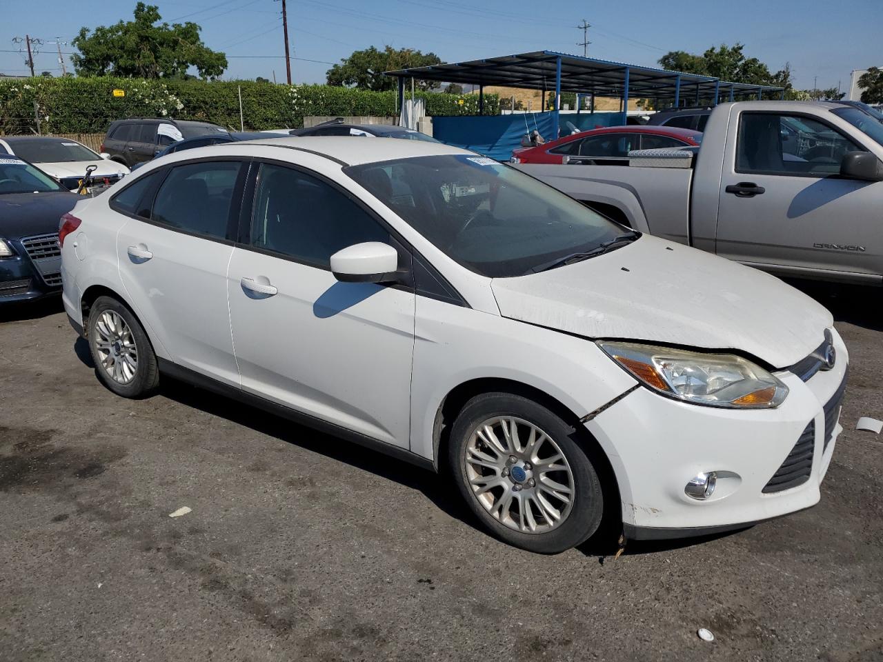 1FAHP3F27CL403586 2012 Ford Focus Se