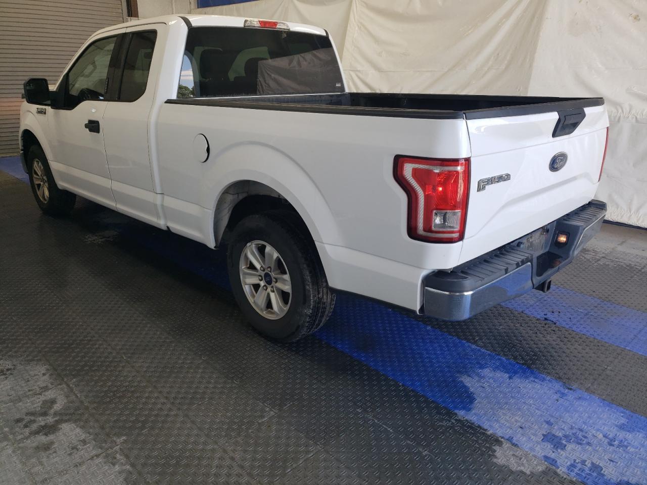 2017 Ford F150 Super Cab vin: 1FTEX1C89HKC50216