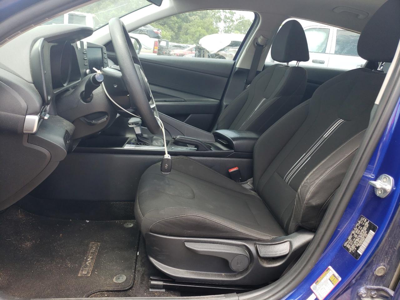 KMHLM4AGXNU285046 2022 Hyundai Elantra Sel