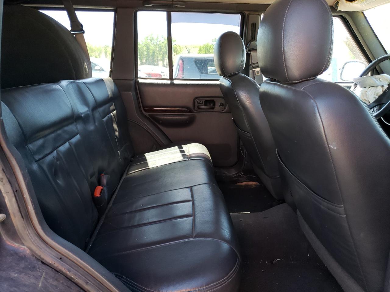 1J4FF68S8YL123471 2000 Jeep Cherokee Limited