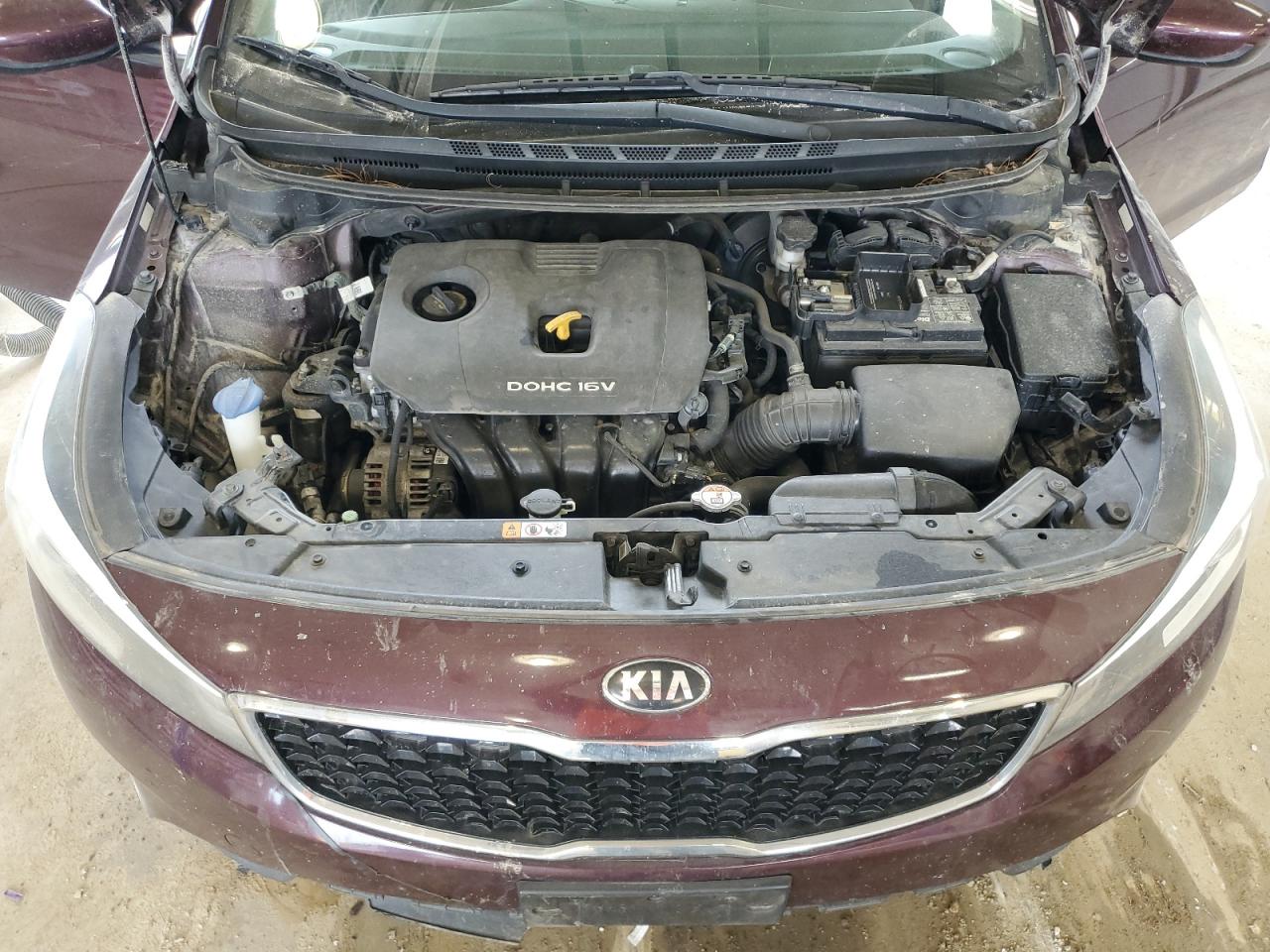 3KPFK4A74HE157282 2017 Kia Forte Lx