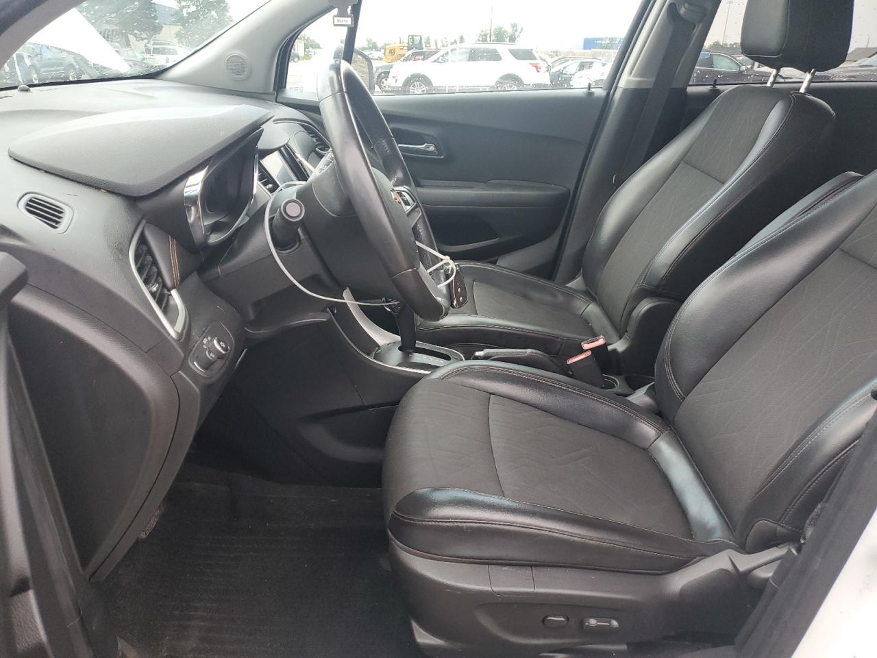 KL7CJLSB4LB088857 2020 Chevrolet Trax 1Lt