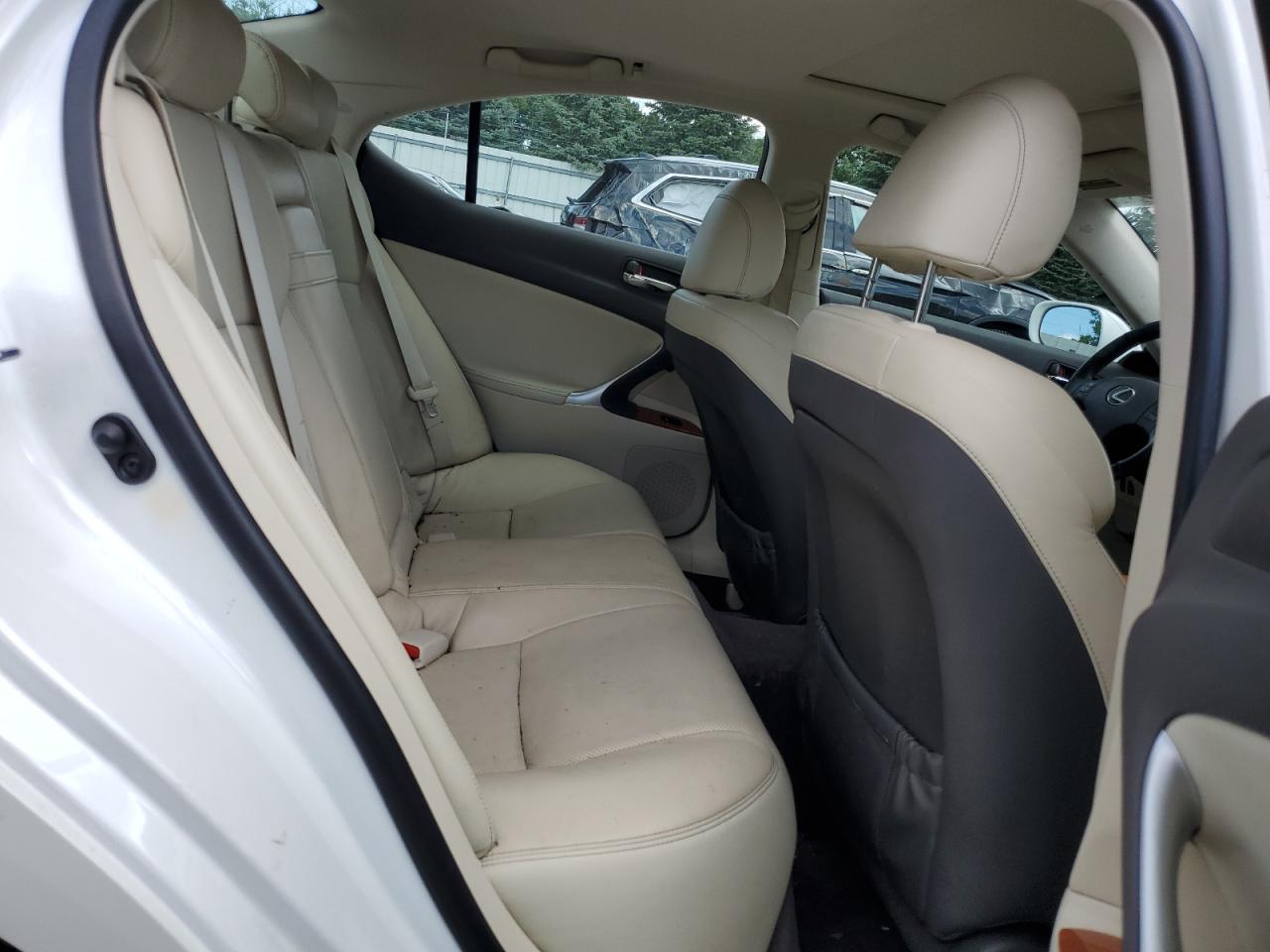 JTHCK262892028849 2009 Lexus Is 250