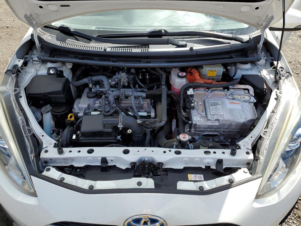 JTDKDTB30J1614855 2018 Toyota Prius C