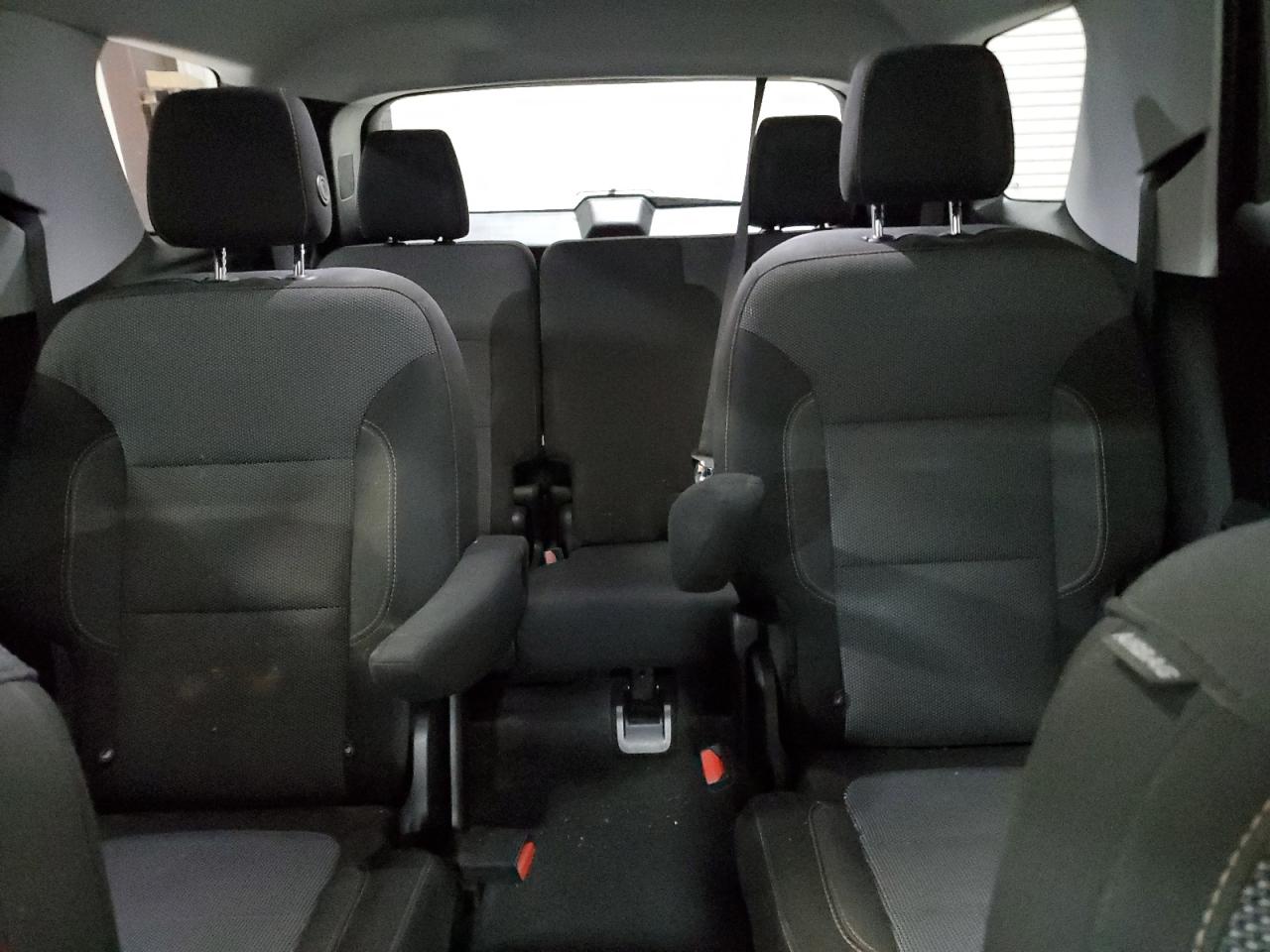 1GNEVGKW2JJ148302 2018 Chevrolet Traverse Lt