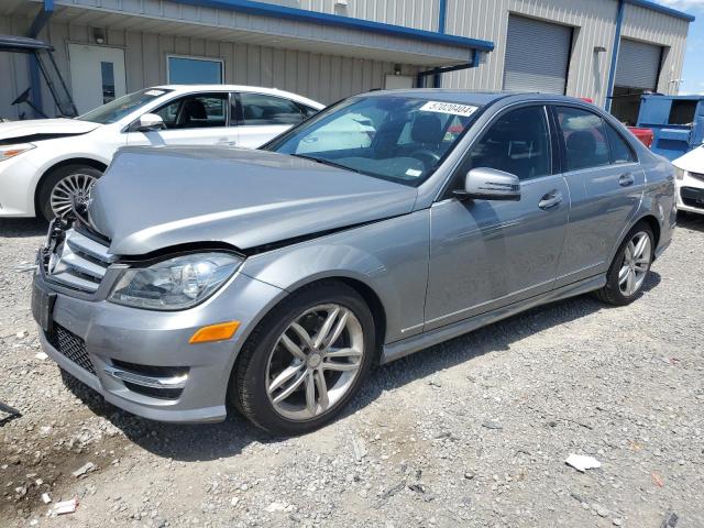 VIN WDDGF8AB0DA840846 2013 Mercedes-Benz C-Class, 3... no.1