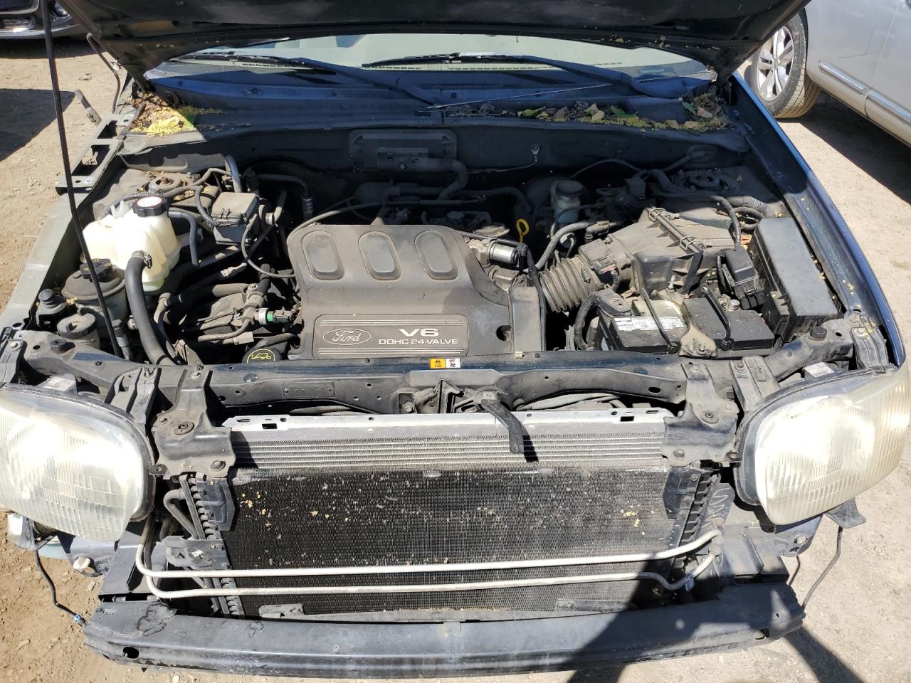 1FMYU04131KE72138 2001 Ford Escape Xlt