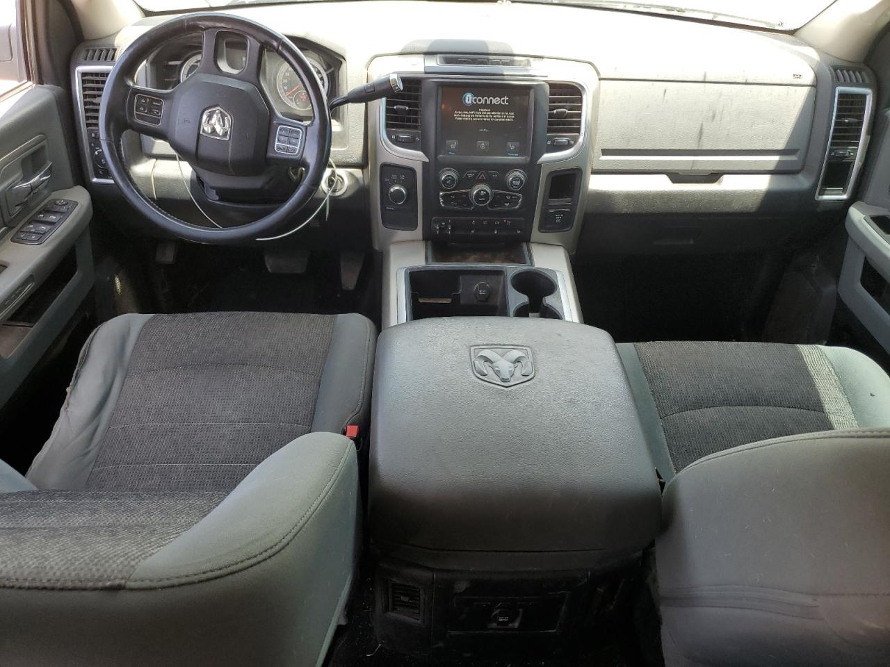 3C63R3HL1FG648512 2015 Ram 3500 Slt