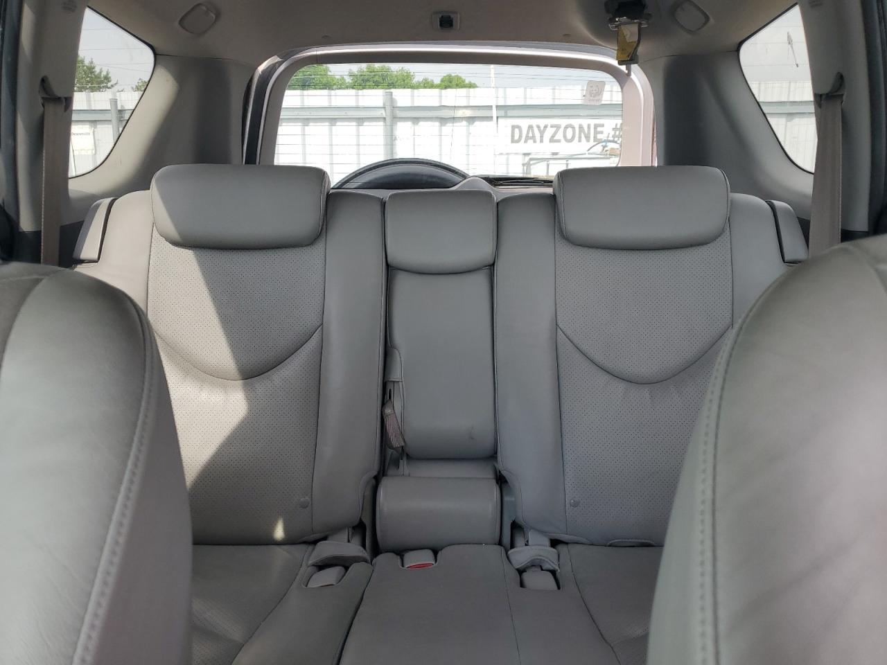 JTMBD31V886075692 2008 Toyota Rav4 Limited