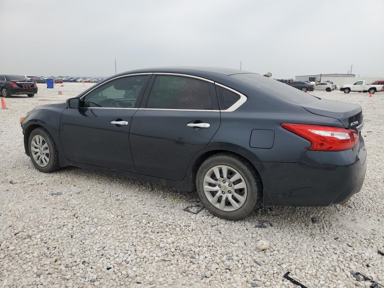 1N4AL3AP2GN322389 2016 Nissan Altima 2.5