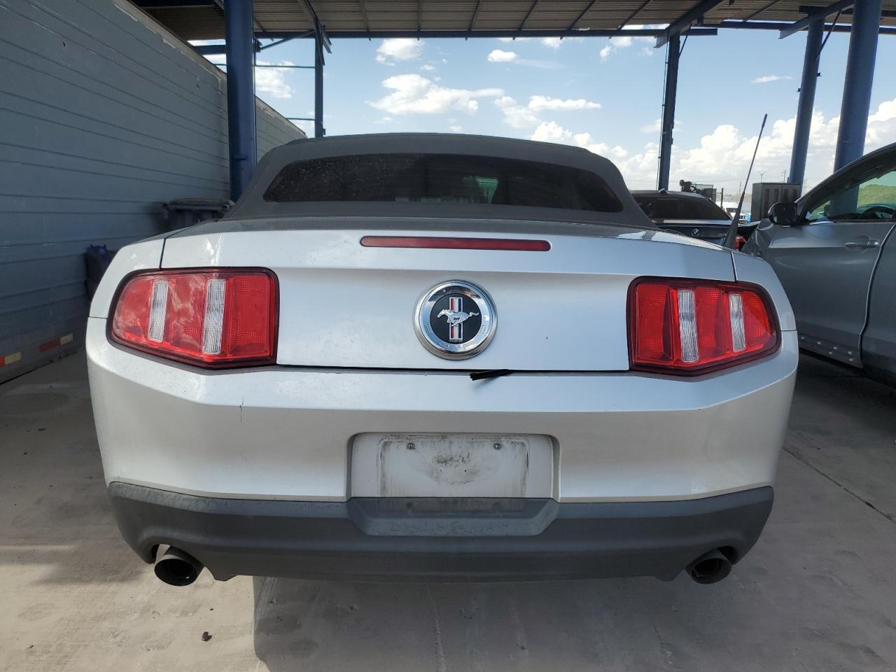 1ZVBP8EM1C5270597 2012 Ford Mustang