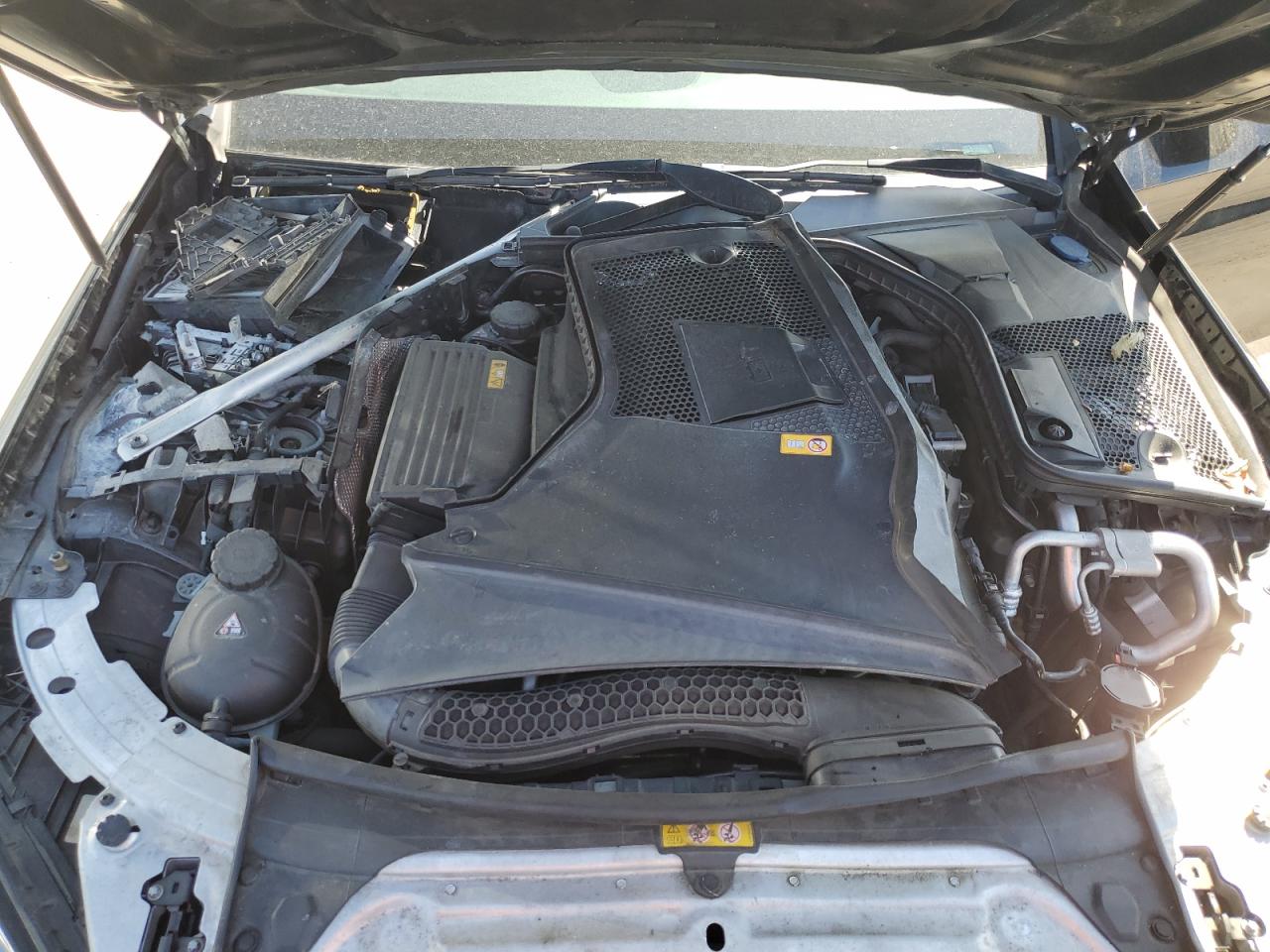 55SWF4KB7GU099151 2016 Mercedes-Benz C 300 4Matic