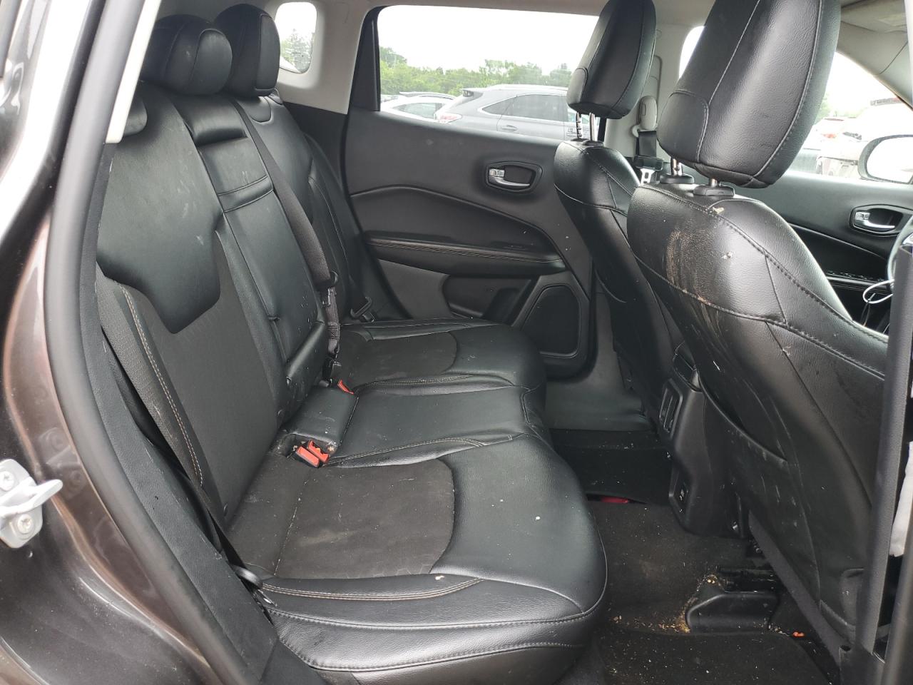 3C4NJDBB1JT436921 2018 Jeep Compass Latitude