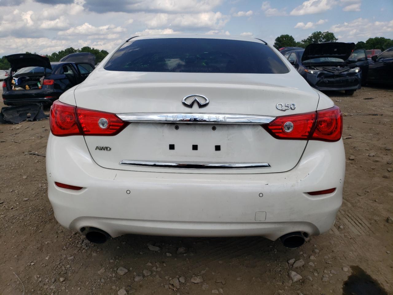 JN1EV7AR8HM835302 2017 Infiniti Q50 Premium