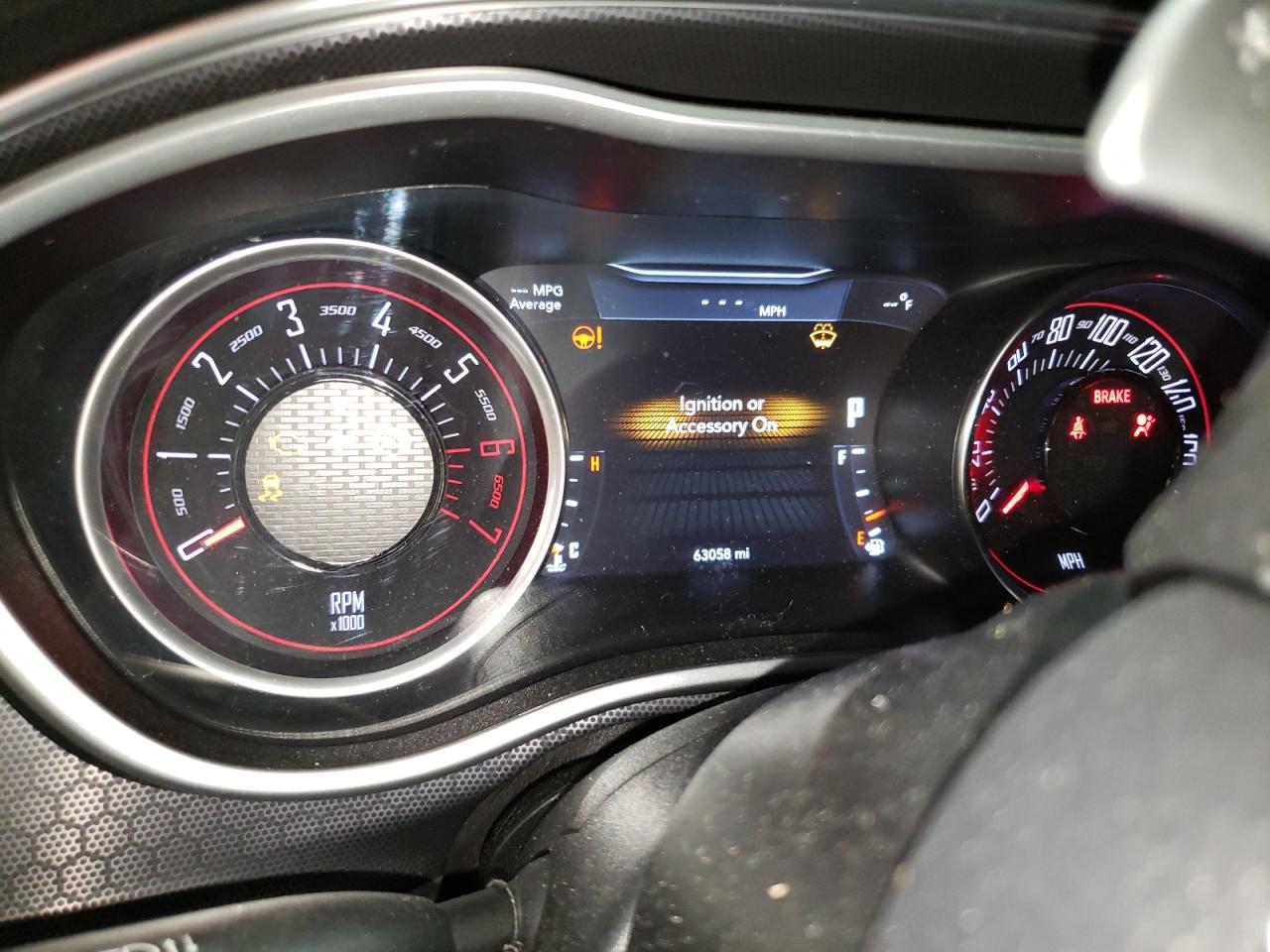 2C3CDZFJ6JH327932 2018 Dodge Challenger R/T 392