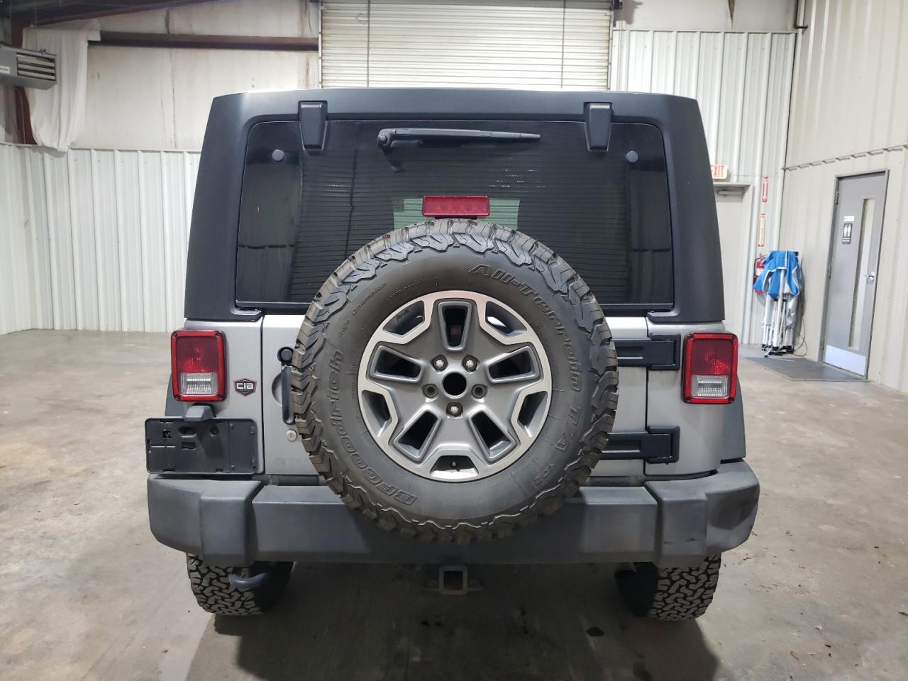 1C4HJWFG4EL284570 2014 Jeep Wrangler Unlimited Rubicon