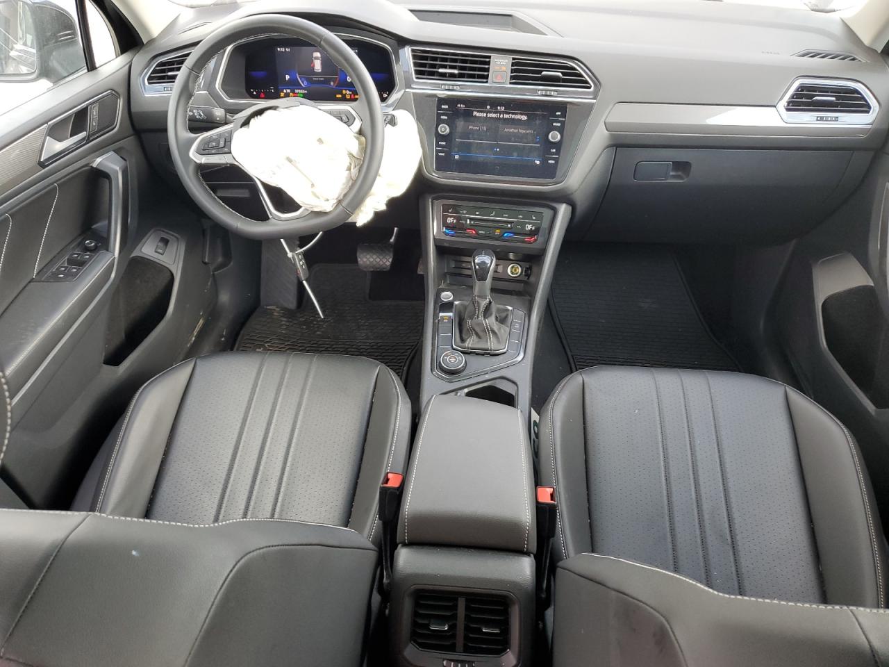 3VV2B7AXXNM061000 2022 Volkswagen Tiguan Se