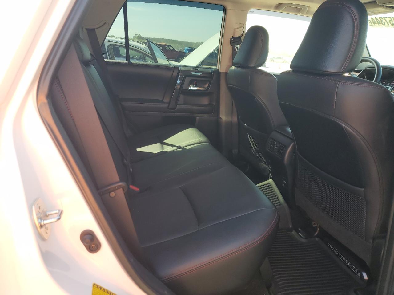 JTEBU5JR5K5658874 2019 Toyota 4Runner Sr5