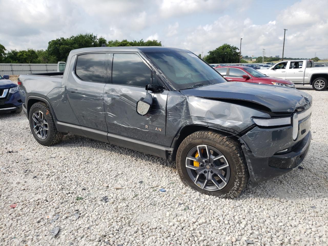 RIVIAN R1T ADVENTURE