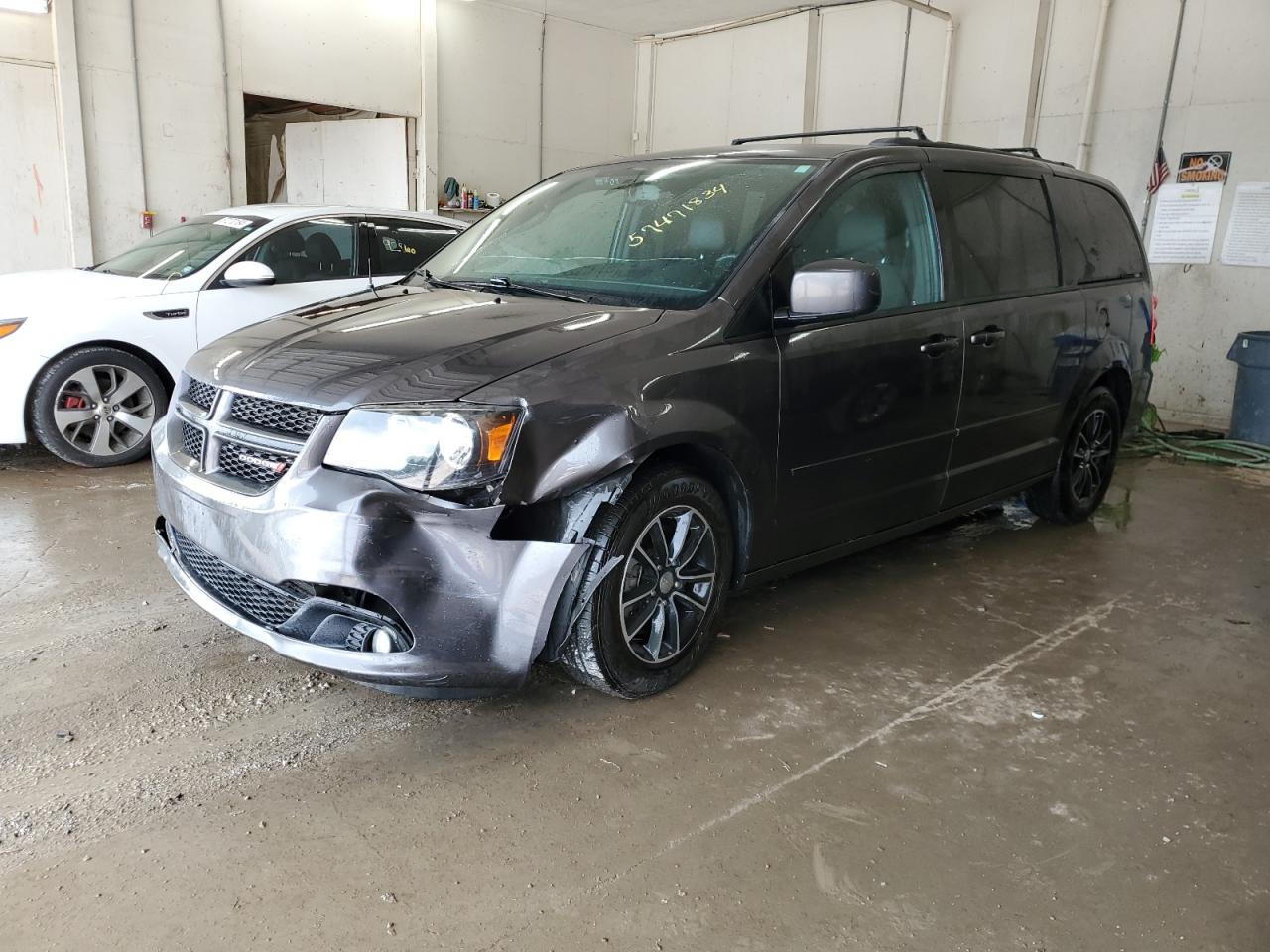 2C4RDGEG6HR791453 2017 Dodge Grand Caravan Gt