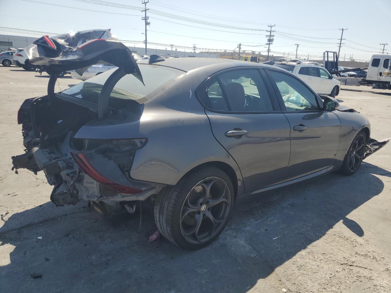 2018 Alfa Romeo Giulia Ti vin: ZARFAECNXJ7590170