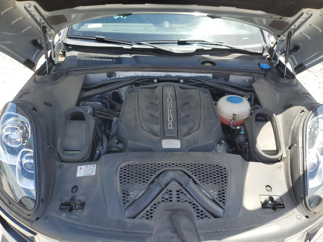 WP1AB2A57HLB16812 2017 Porsche Macan S