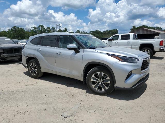 2022 Toyota Highlander Xle VIN: 5TDGZRAH8NS549897 Lot: 59841204