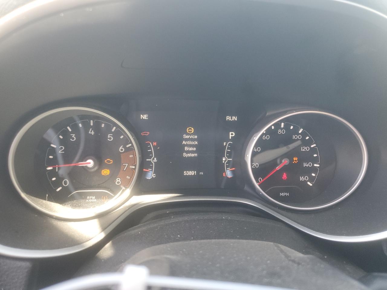 3C4NJDBB8JT413801 2018 Jeep Compass Latitude