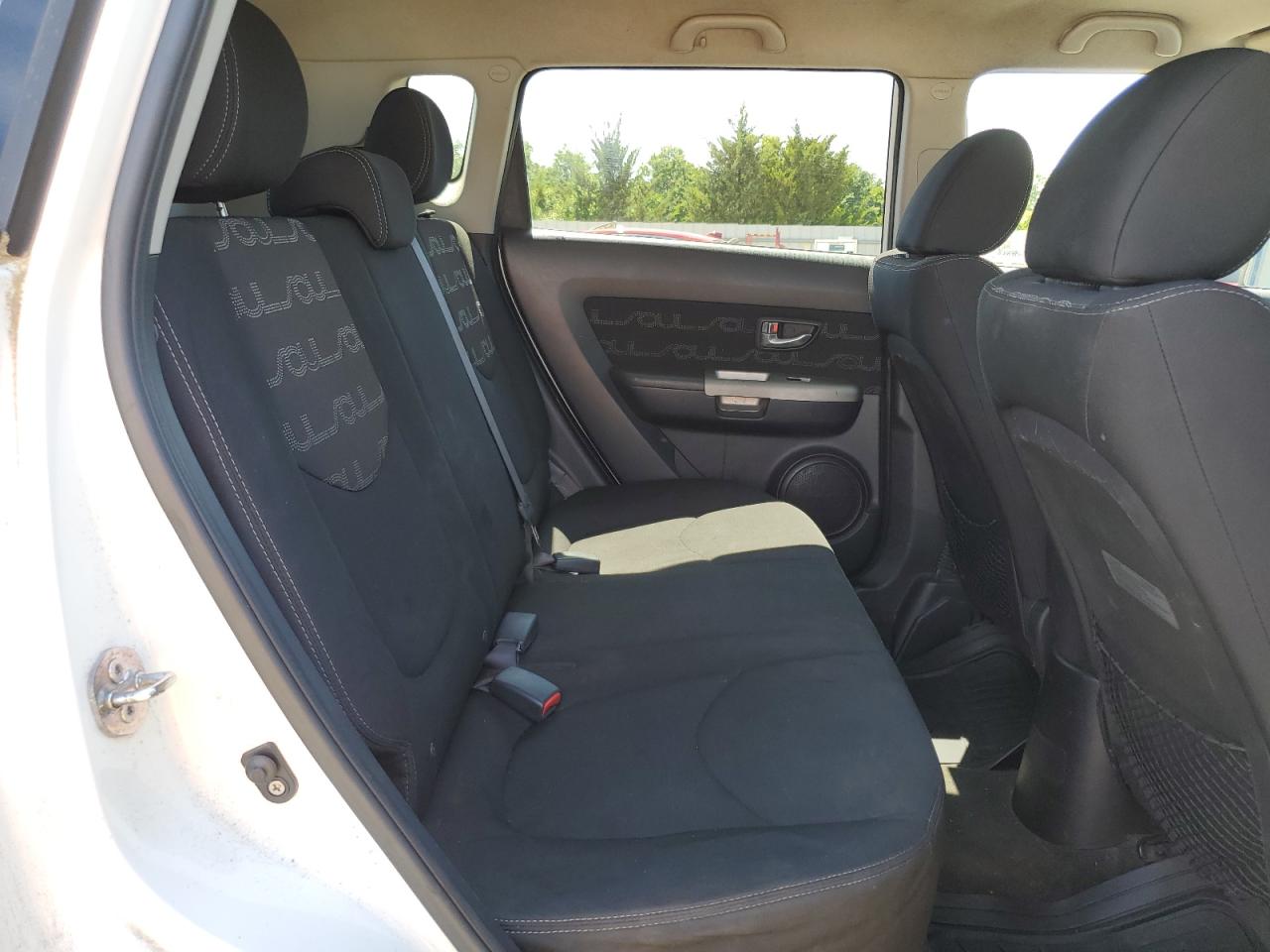 KNDJT2A69C7392322 2012 Kia Soul +