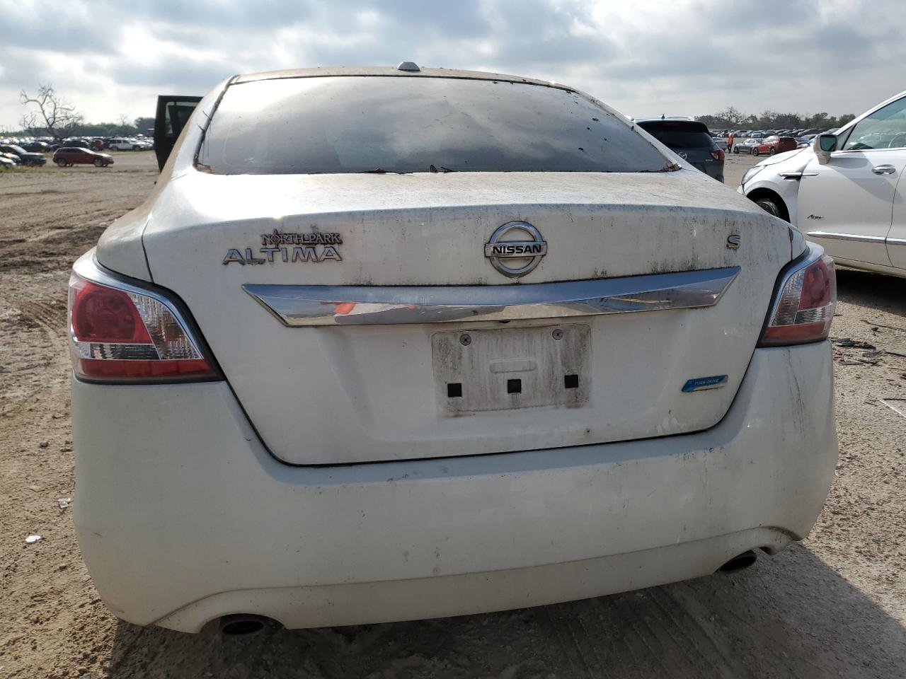 1N4AL3AP1EN388655 2014 Nissan Altima 2.5