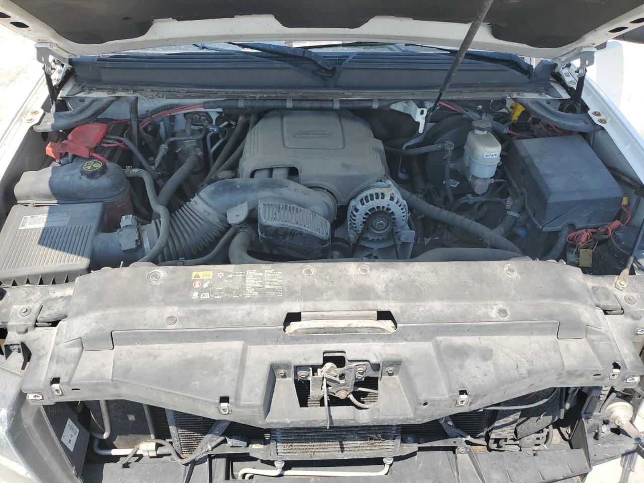 1GNSK2E03DR338816 2013 Chevrolet Tahoe Special