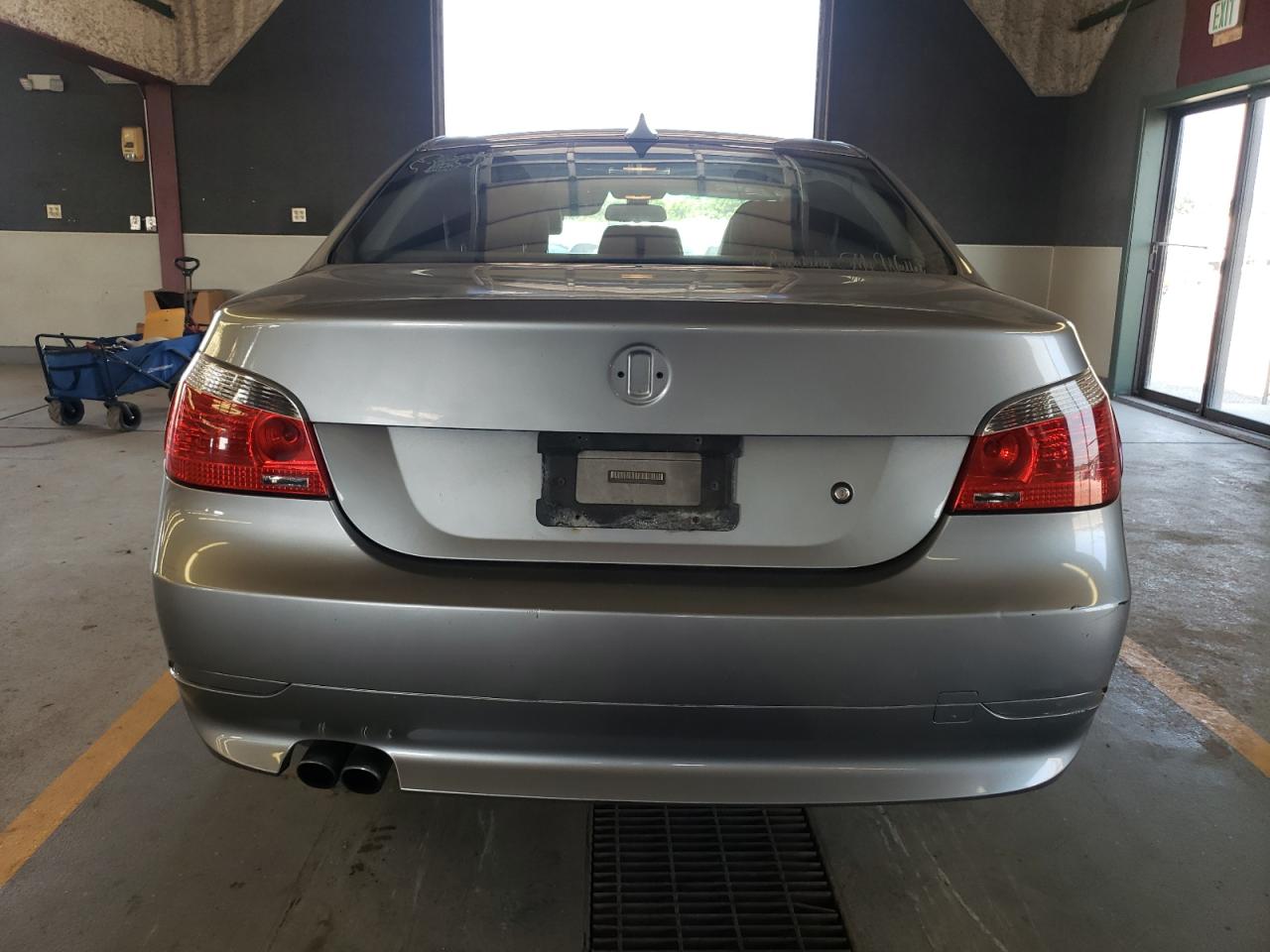 WBANF33507CS40202 2007 BMW 525 Xi