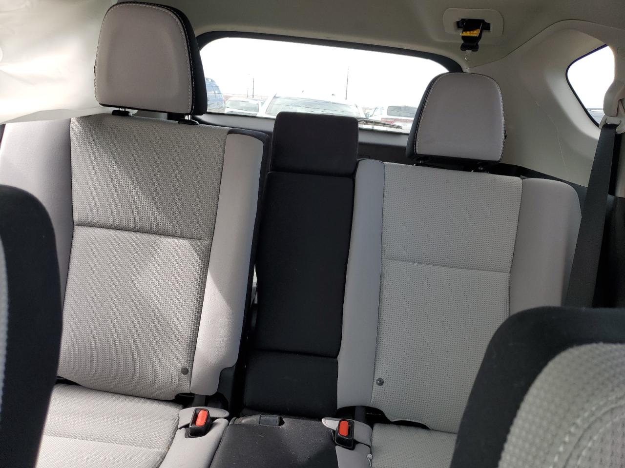 2T3RFREV7HW693090 2017 Toyota Rav4 Xle