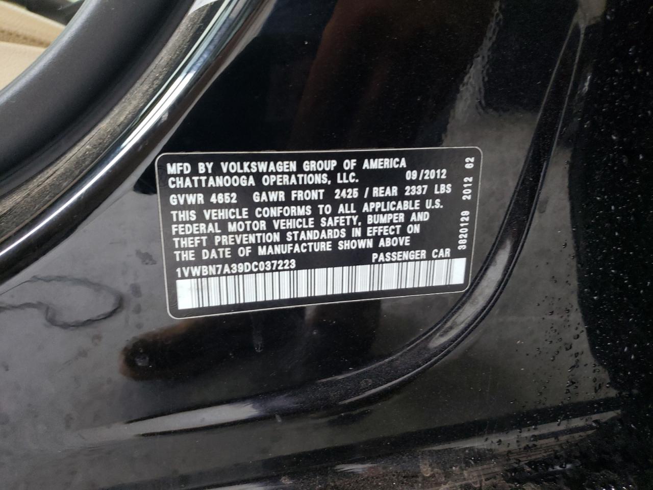 1VWBN7A39DC037223 2013 Volkswagen Passat Se