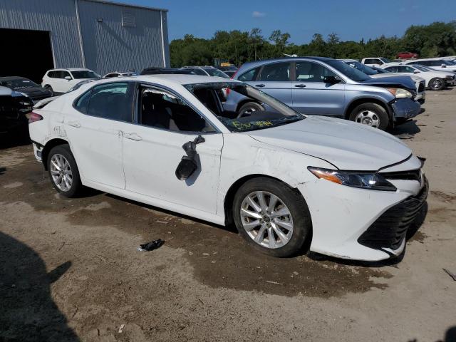 2020 Toyota Camry Le VIN: 4T1C11AK5LU368425 Lot: 57890514