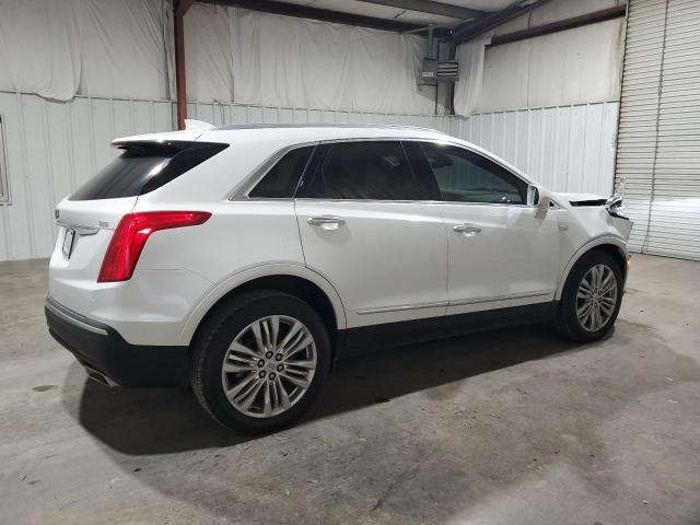 VIN 1GYKNCRSXHZ299773 2017 Cadillac XT5, Premium Lu... no.3